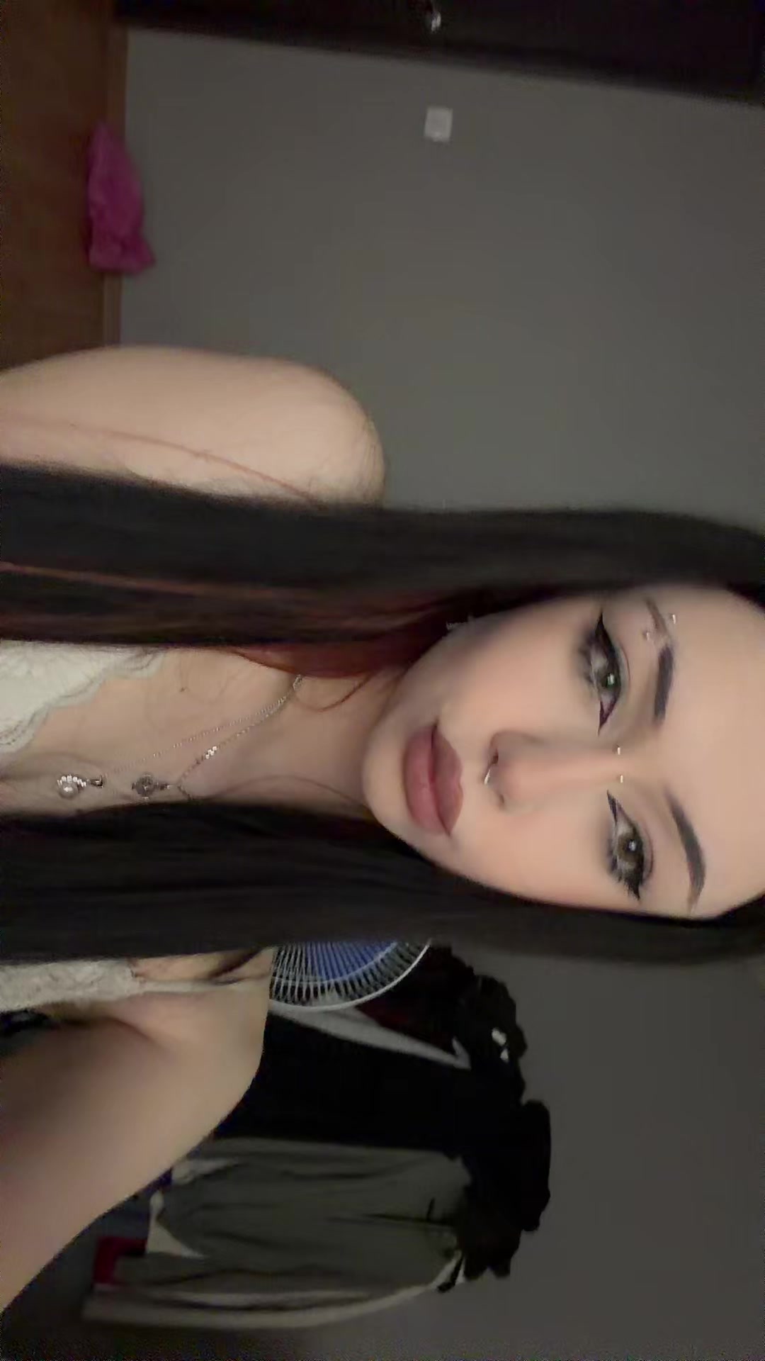 @yananavaaa