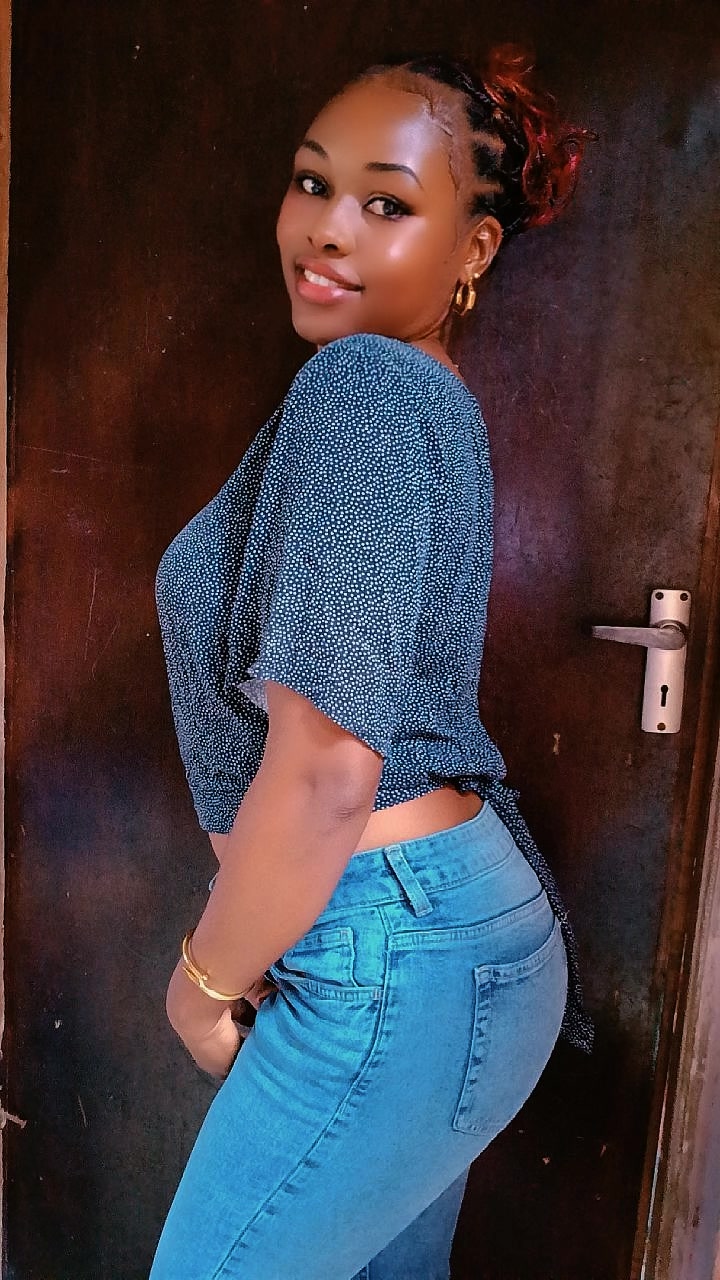 @Kadzo