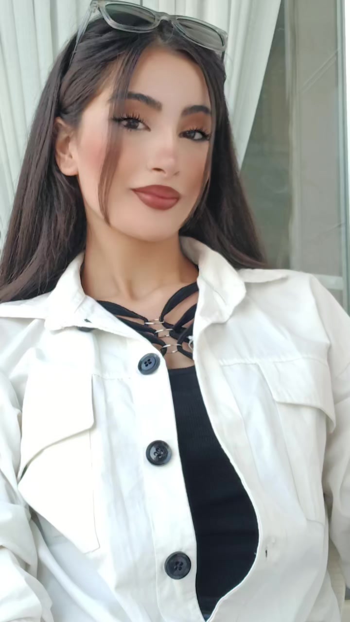 @_Hasti