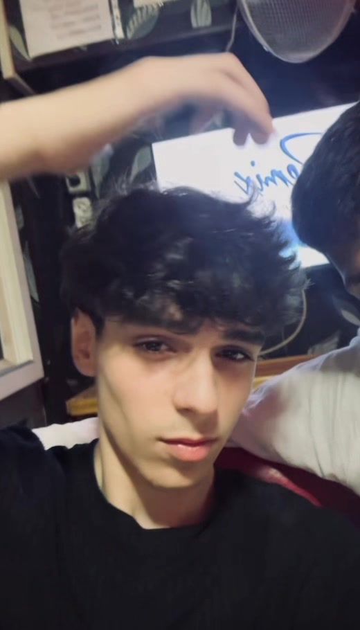 @Zeynn