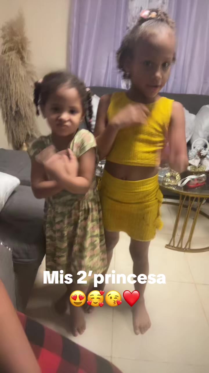 @Elizabeth Arias