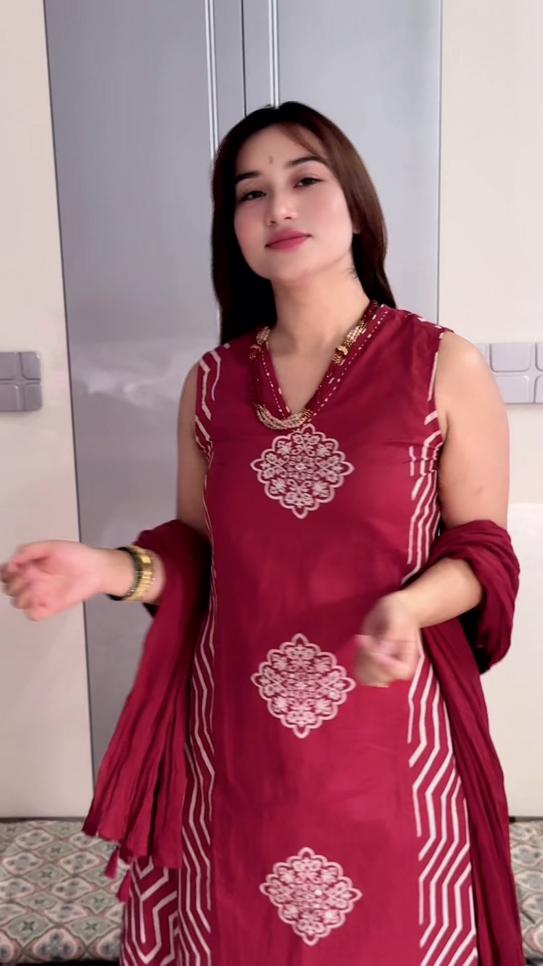 @Bindiya shrestha🐝🐘🧿