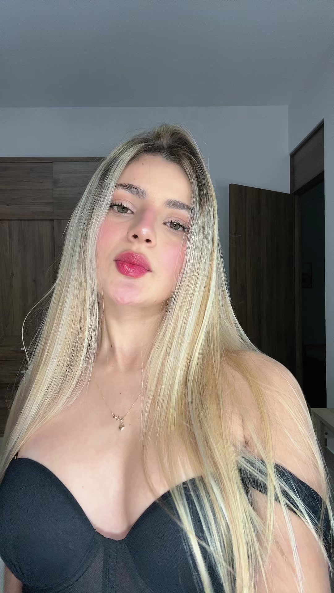 @𝑴𝑱