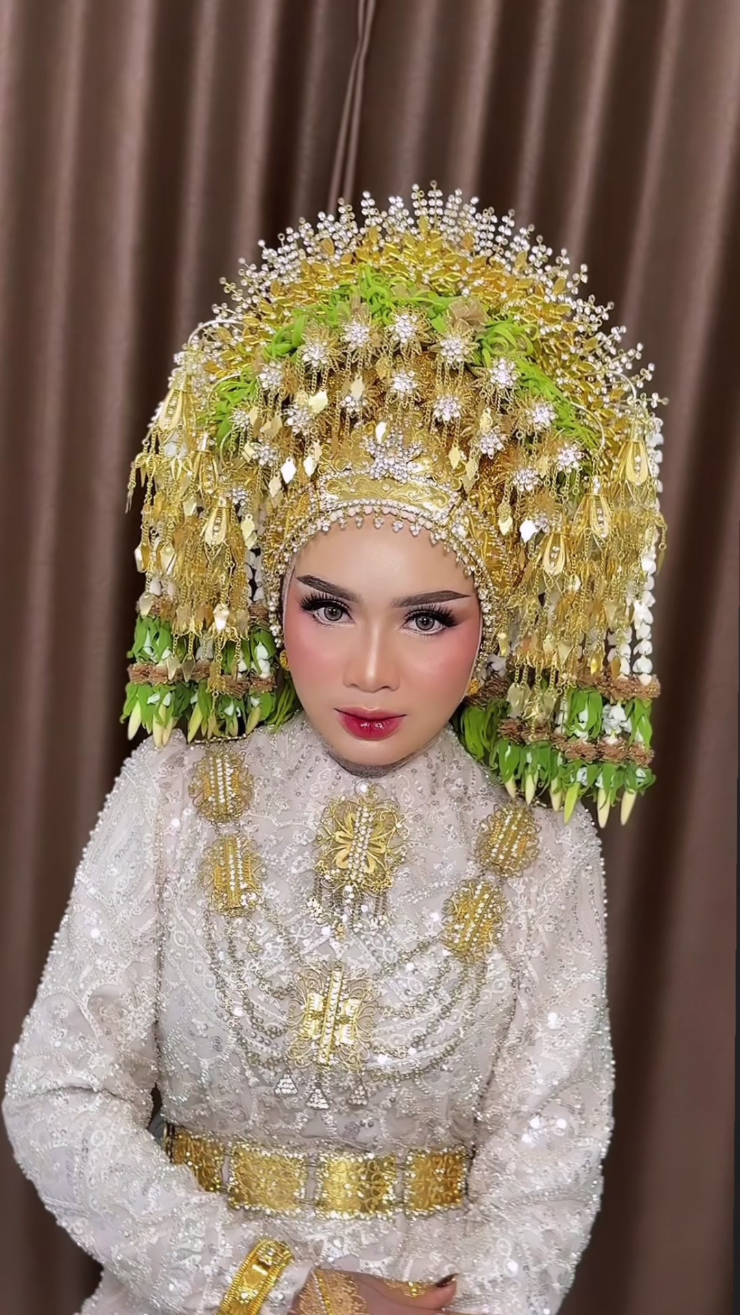 @athaya_makeup__