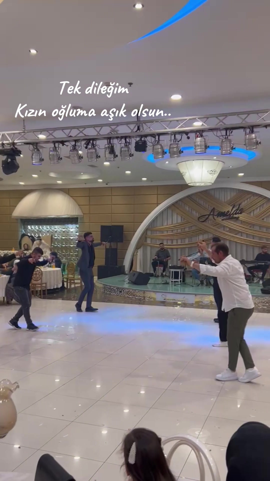 @&Uuml;zeyir G&uuml;l