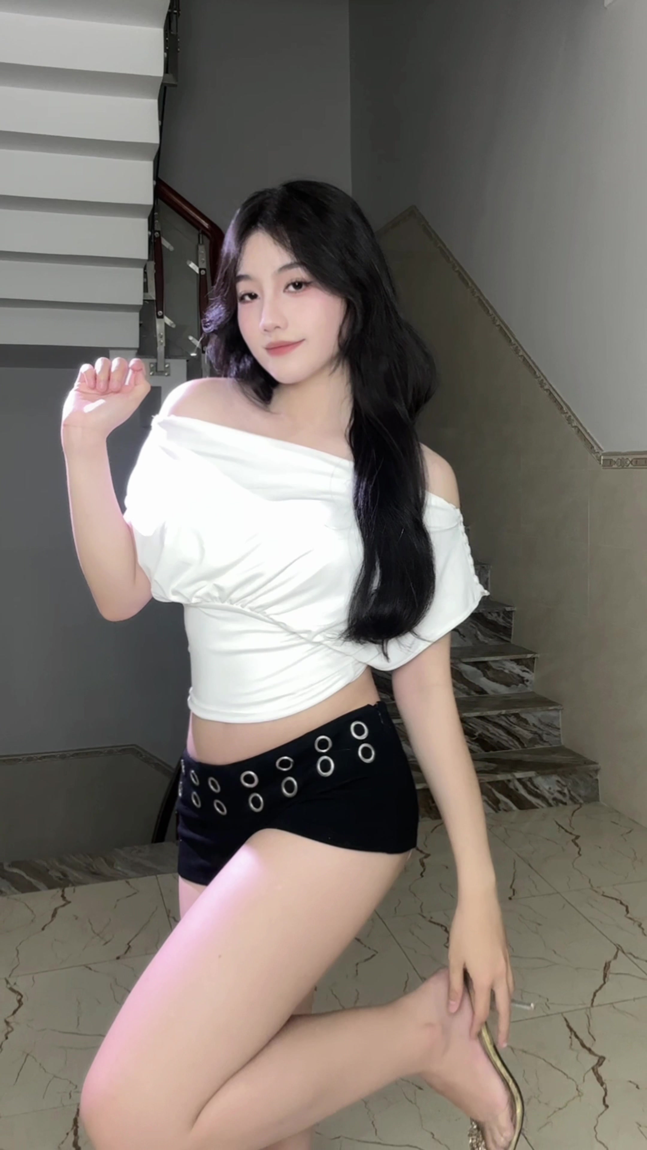 @Ho&agrave;ng Li&ecirc;n Hoa