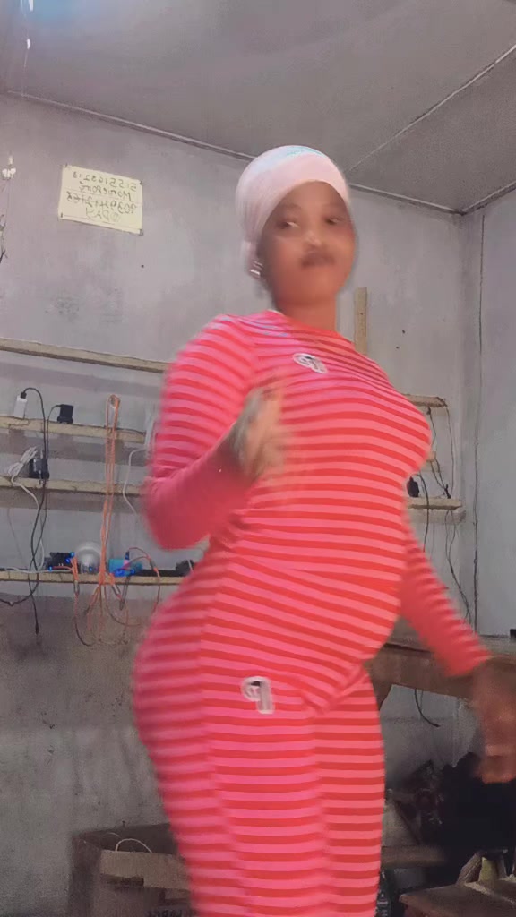 @OLORI NOBODY 🧵 🪡 ✂️