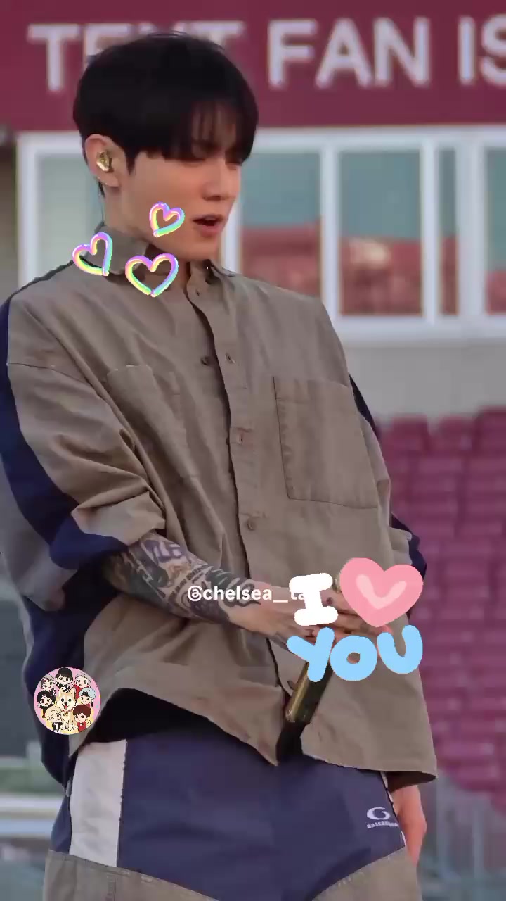 @Jacqueline Navarrete