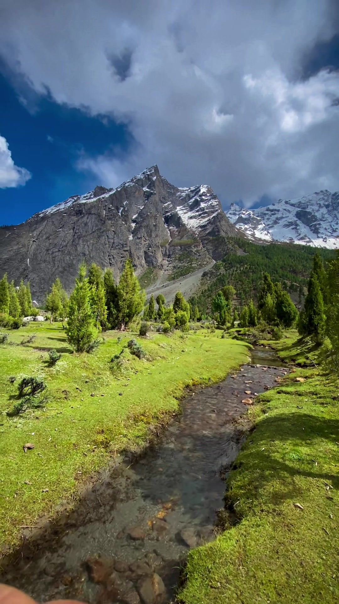 @WAQAS YASHKUN