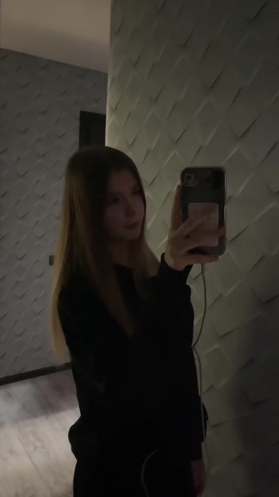 @evaaqqq