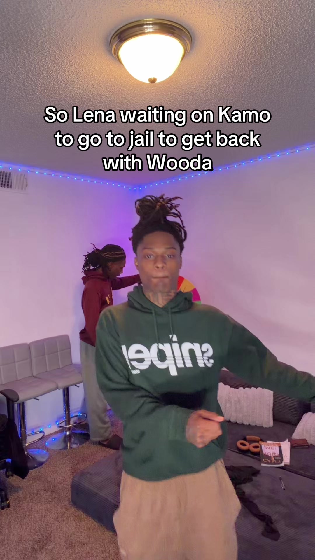 @🦹🏽