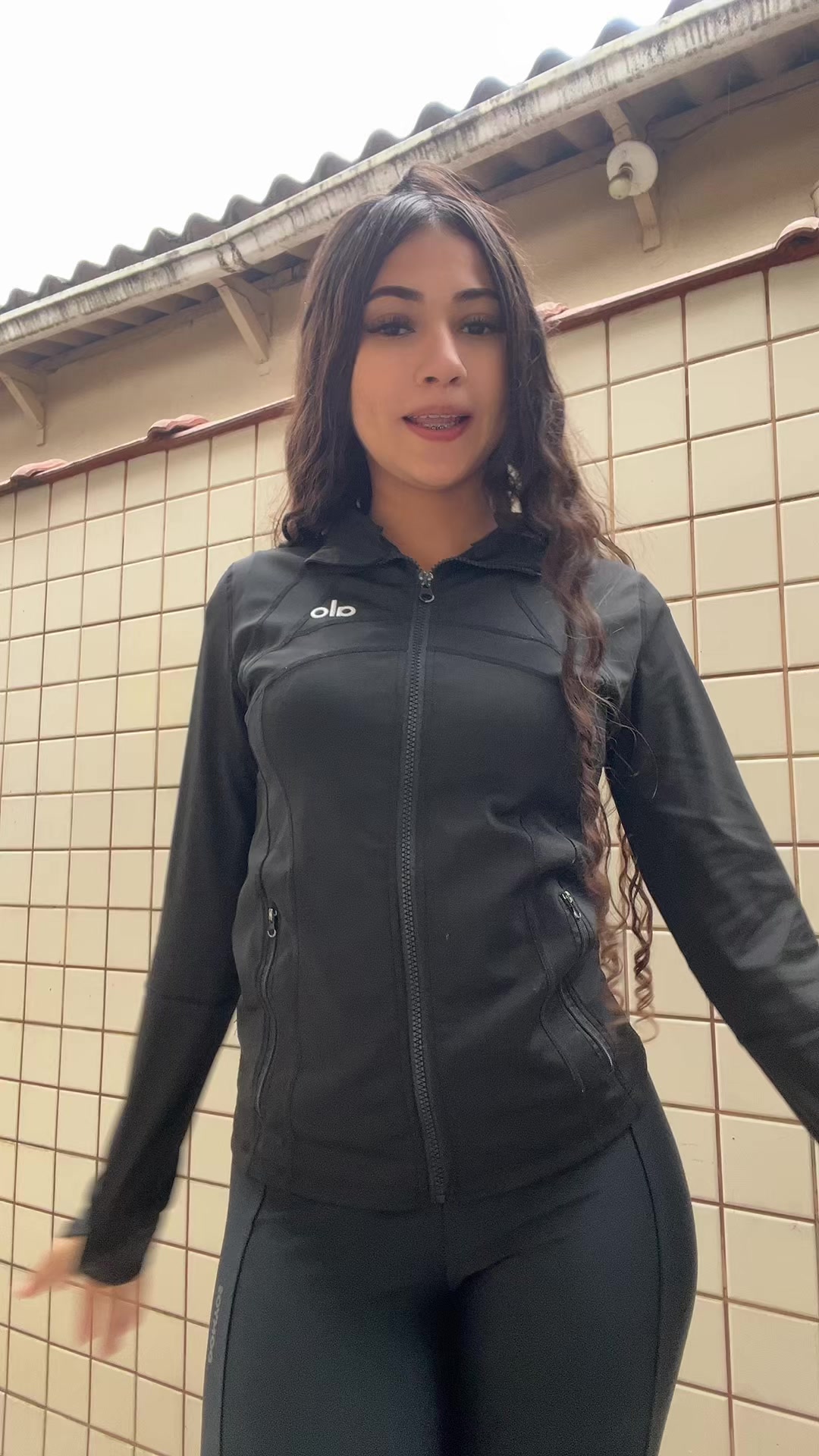 @ana lara