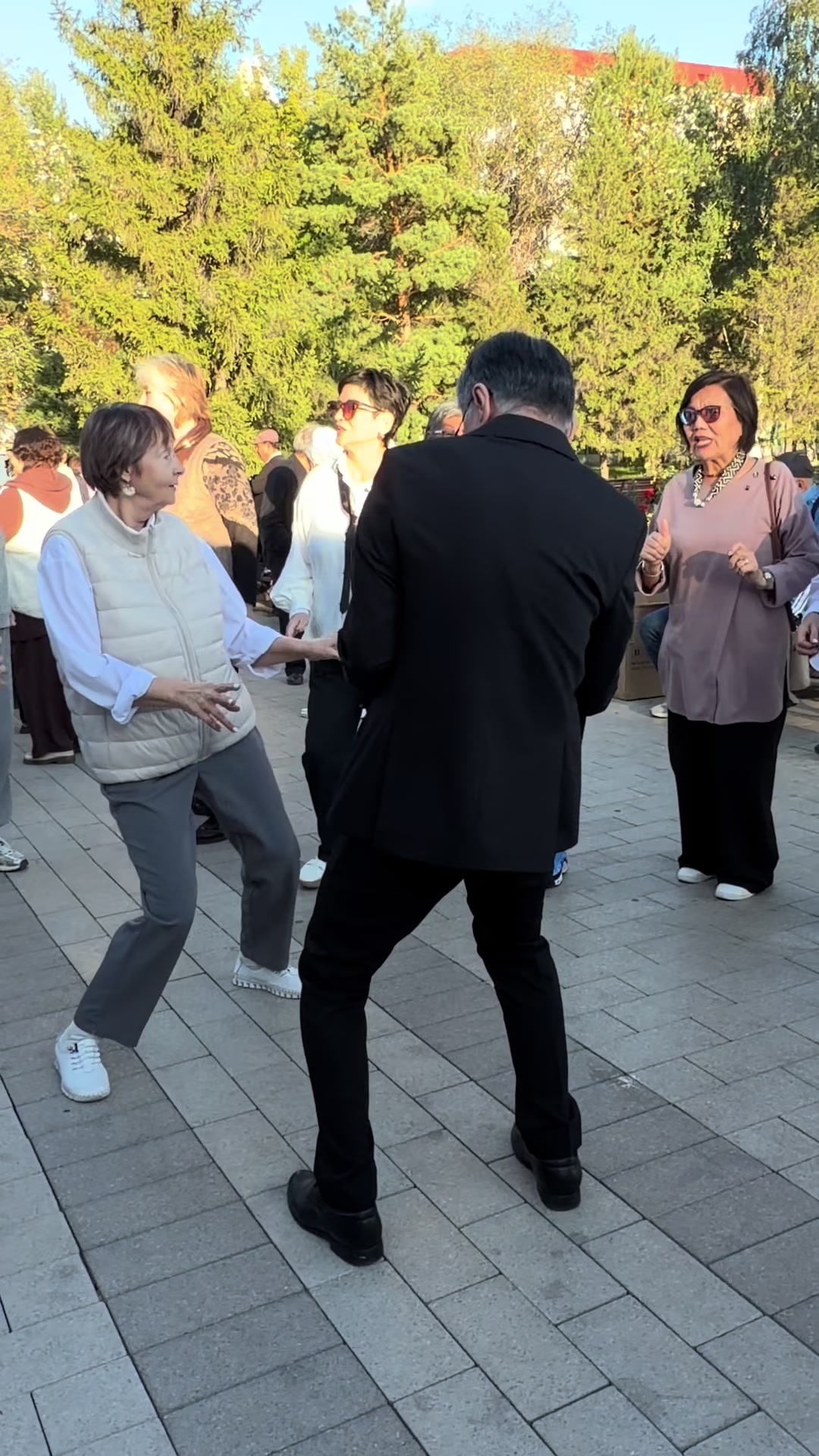 @АлуЗара