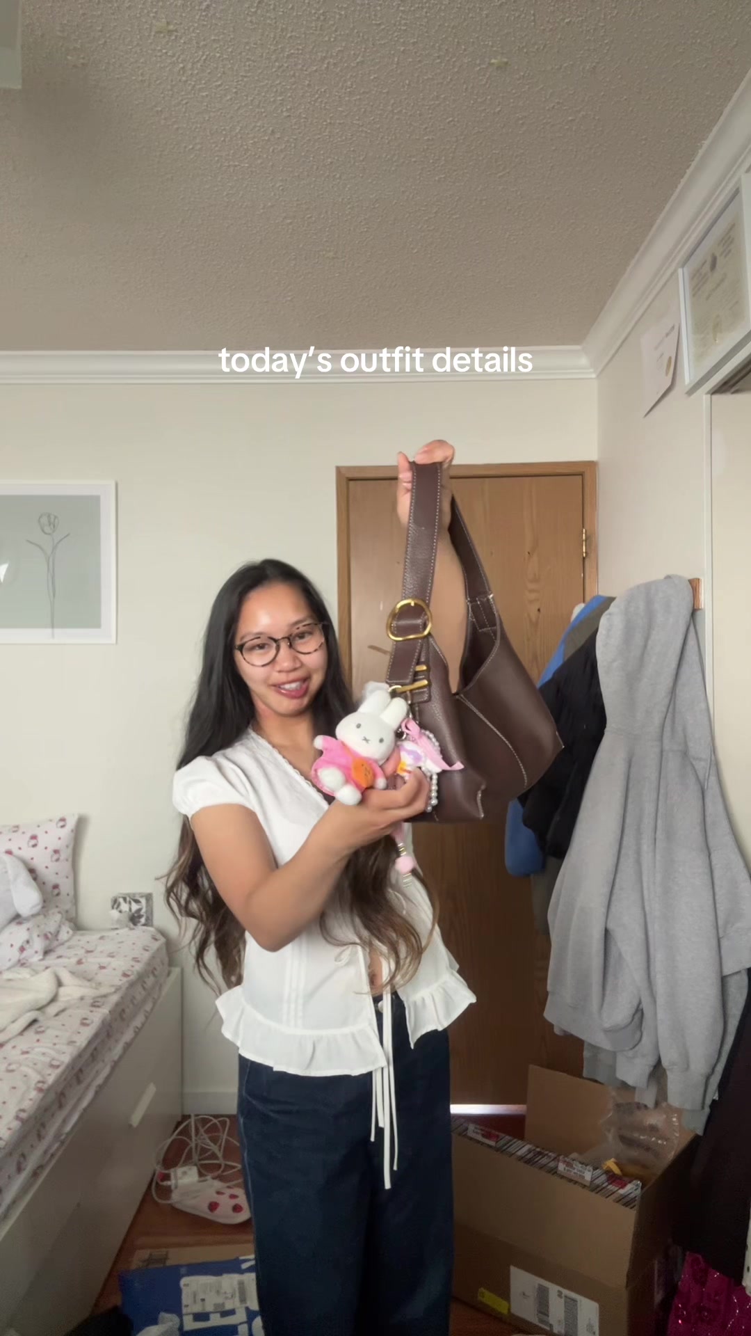 @christine -lifestyle & outfits