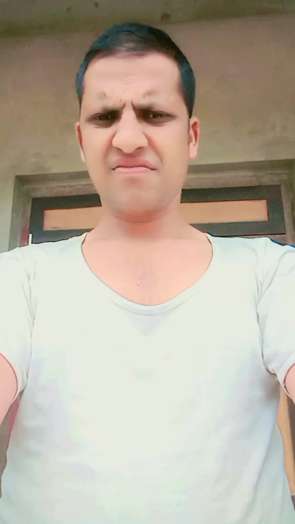 @girirajjaisi
