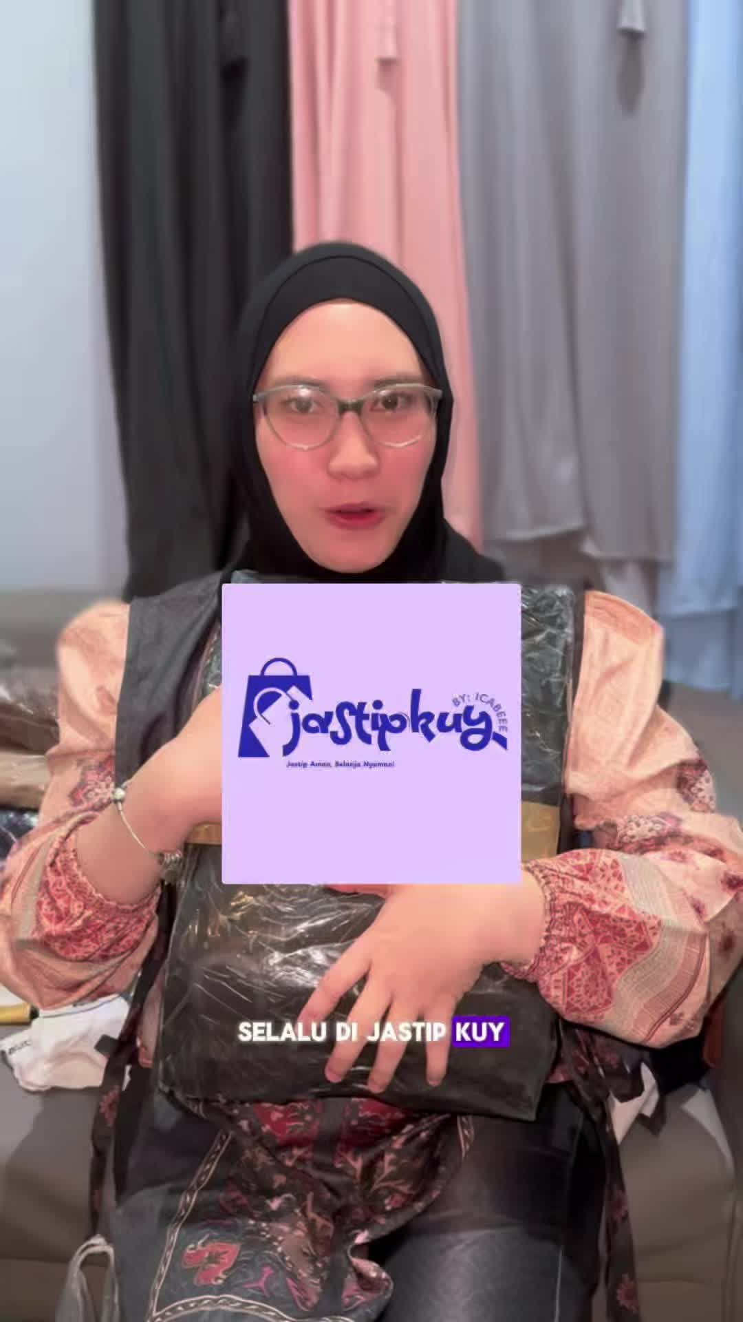 @Icabeee_