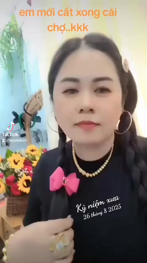 @Kiều Hoa L&aacute; Thắm