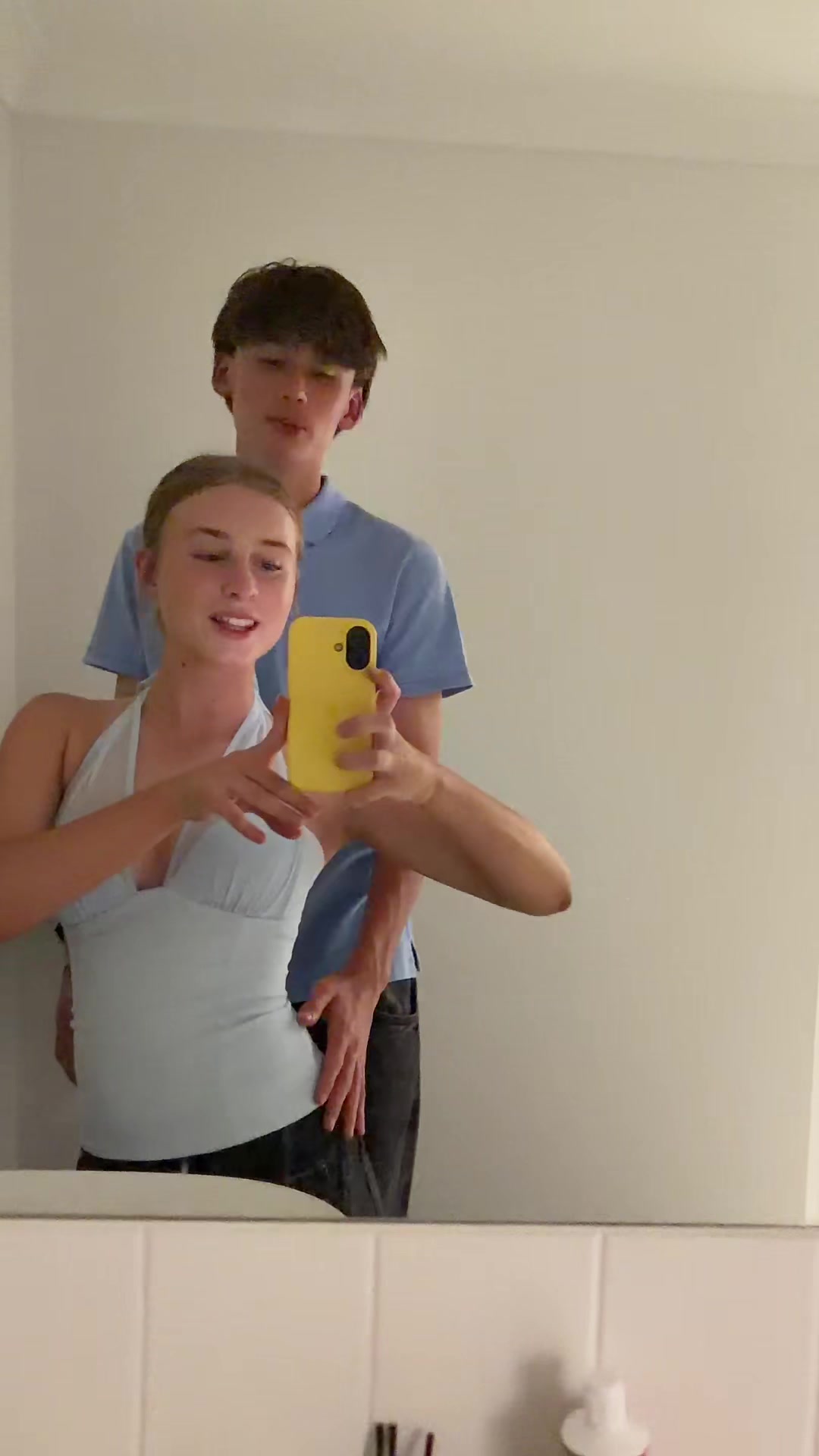 @T