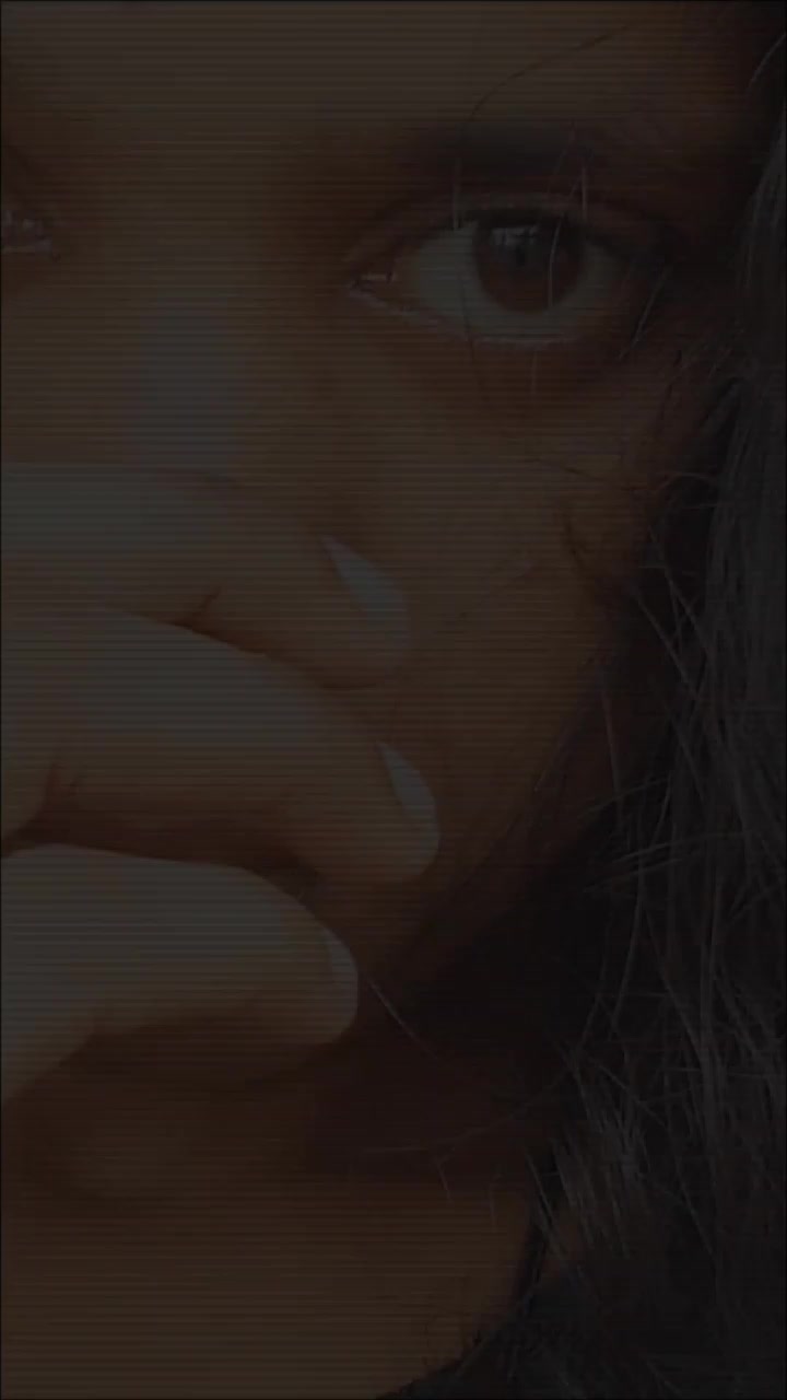 @alone girl 👀🖤