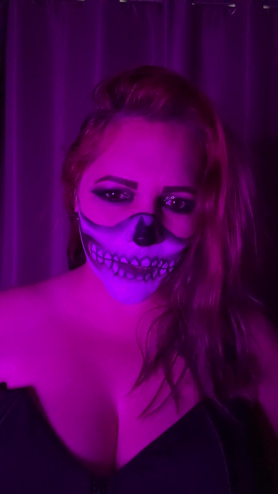 @RightUpMyAlliMakeup