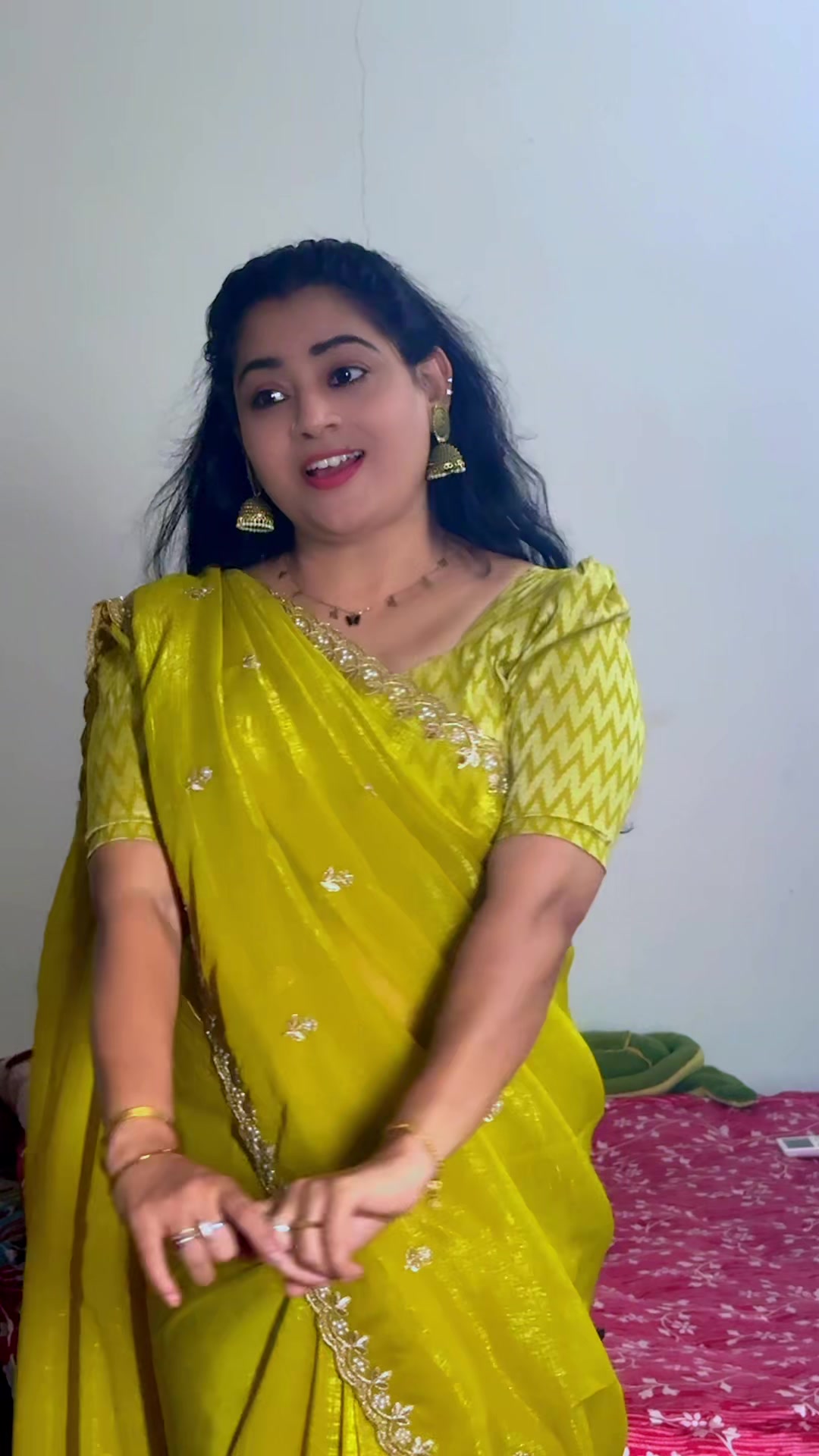 @പോന്നു മിന്നു