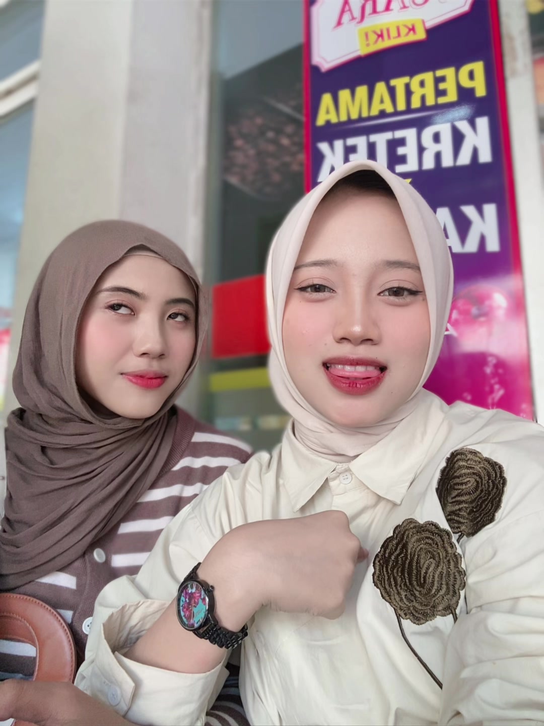 @Hi, ini copyy
