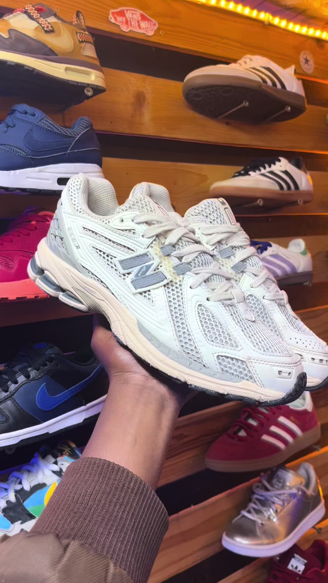 @Turner _Footware