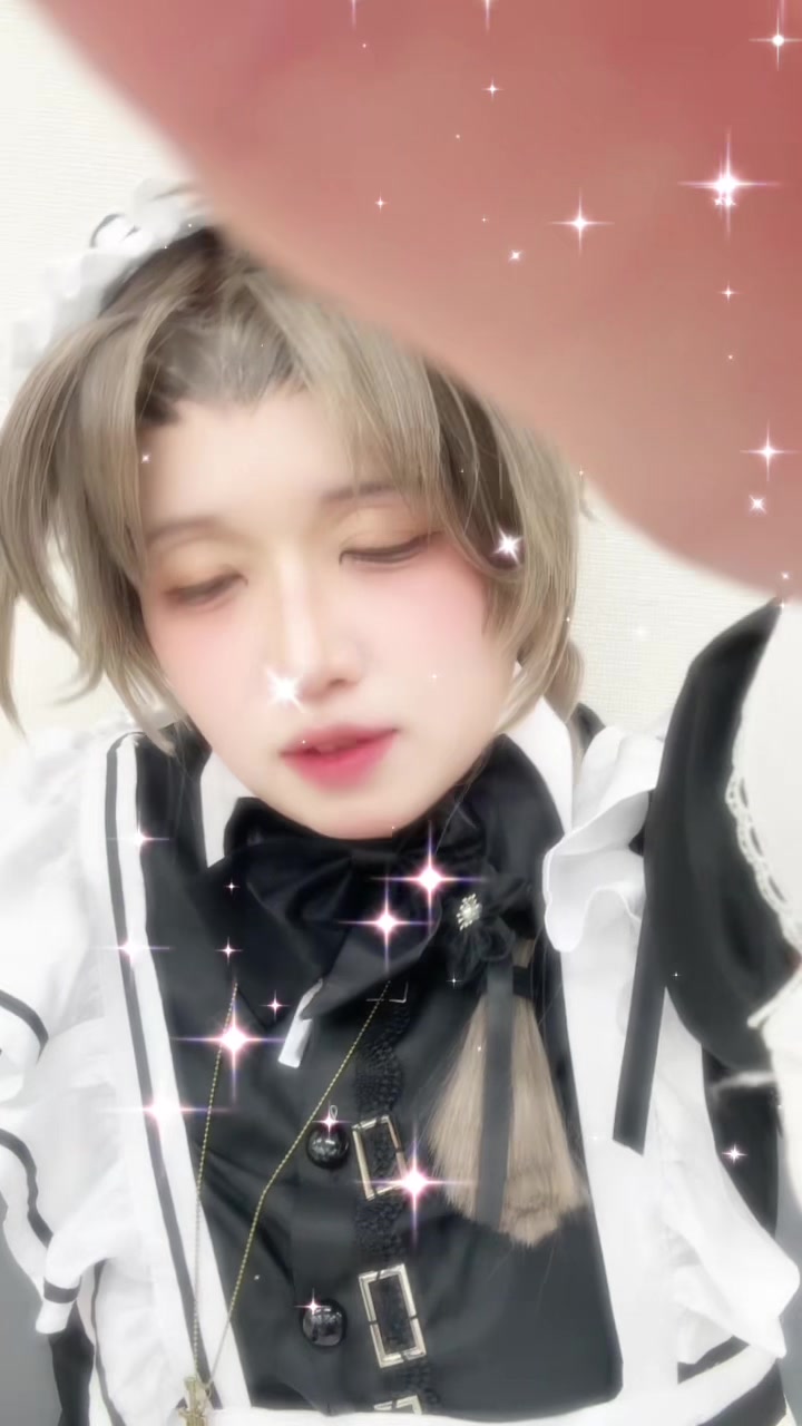 @𝖆𝖑𝖎𝖈𝖊🎩🐰🎀