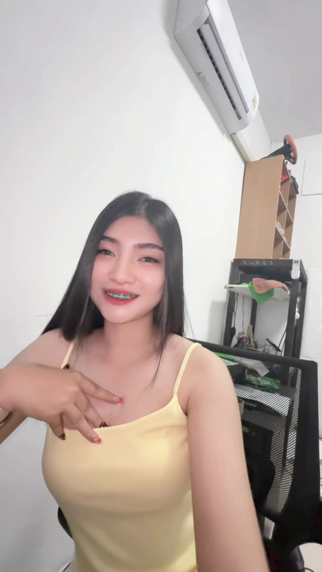 @ชื่ออุ้ม แต่เพื่อนเรียกอีสวยยย