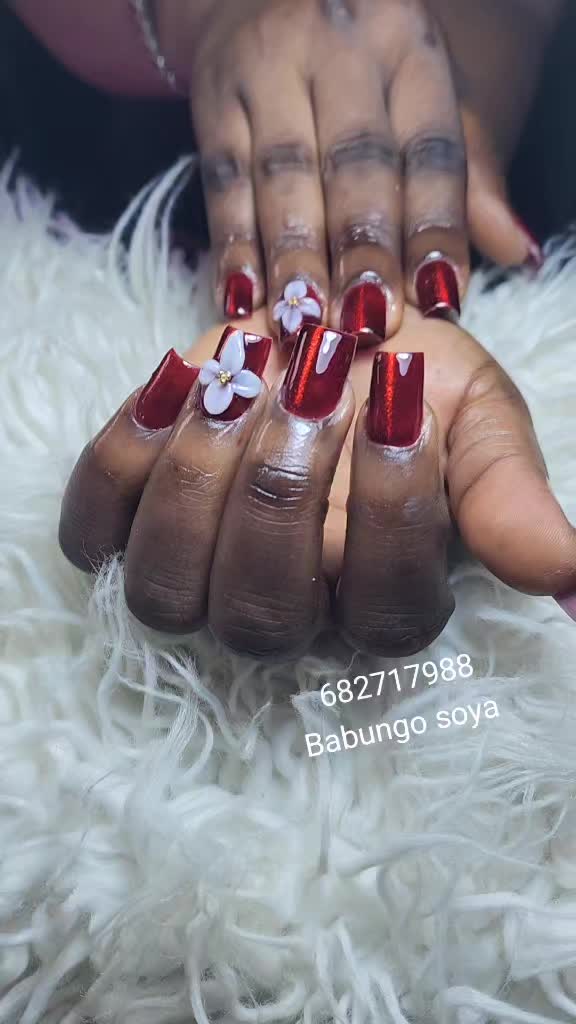 @Lashes and nails in Limbe