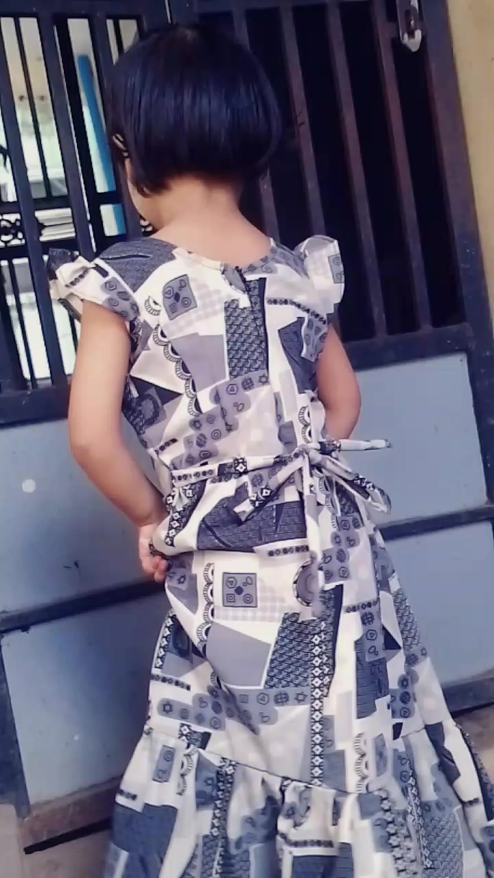 @&pound;,,A၊ T&bull;&pound;