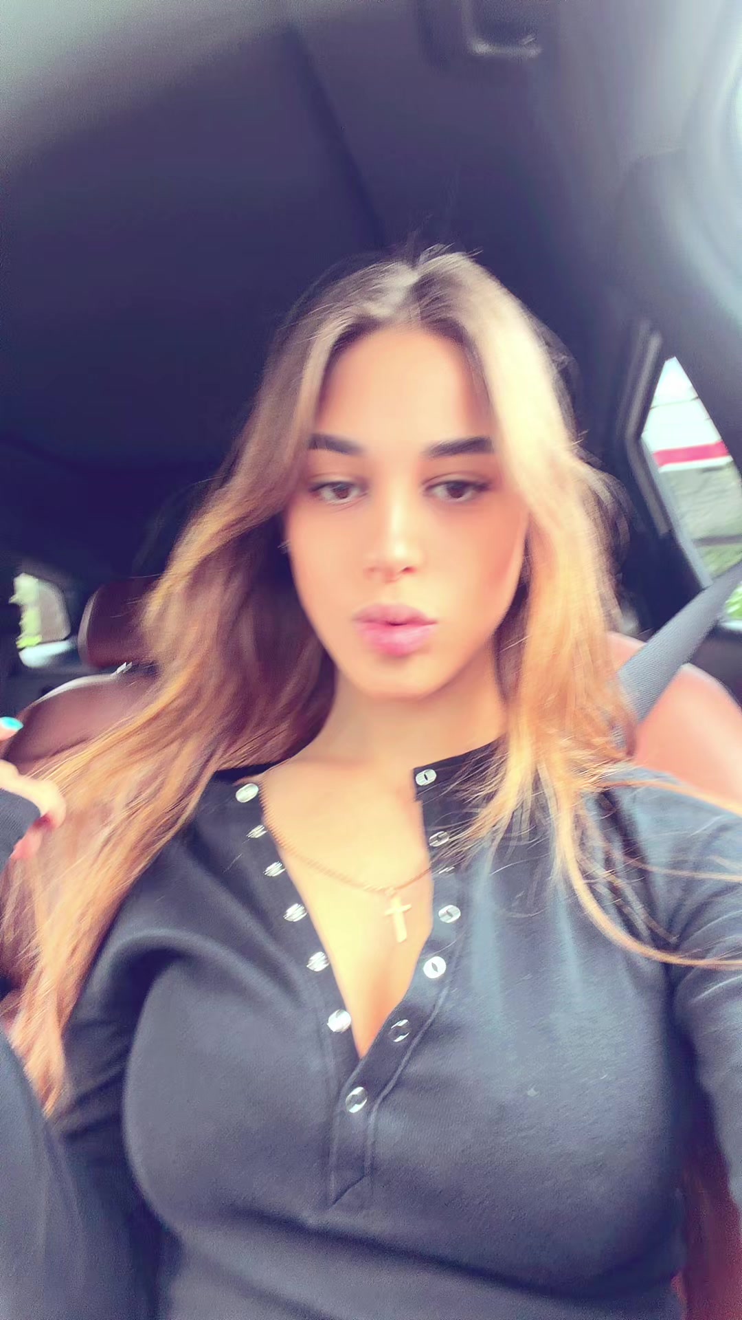 @𝒜𝓃𝑜𝓁𝓎𝒶