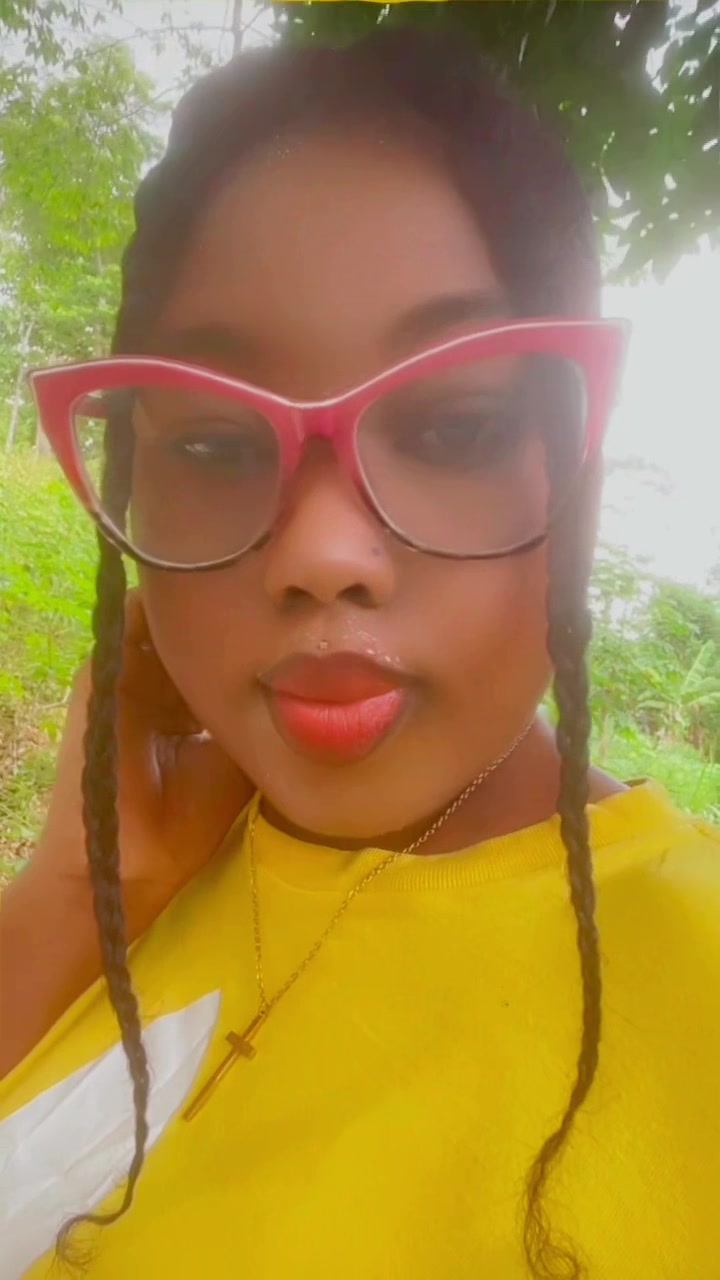 @💀LIL BADDIE GIRL 🏋️🧸🦋♐🎧🔐