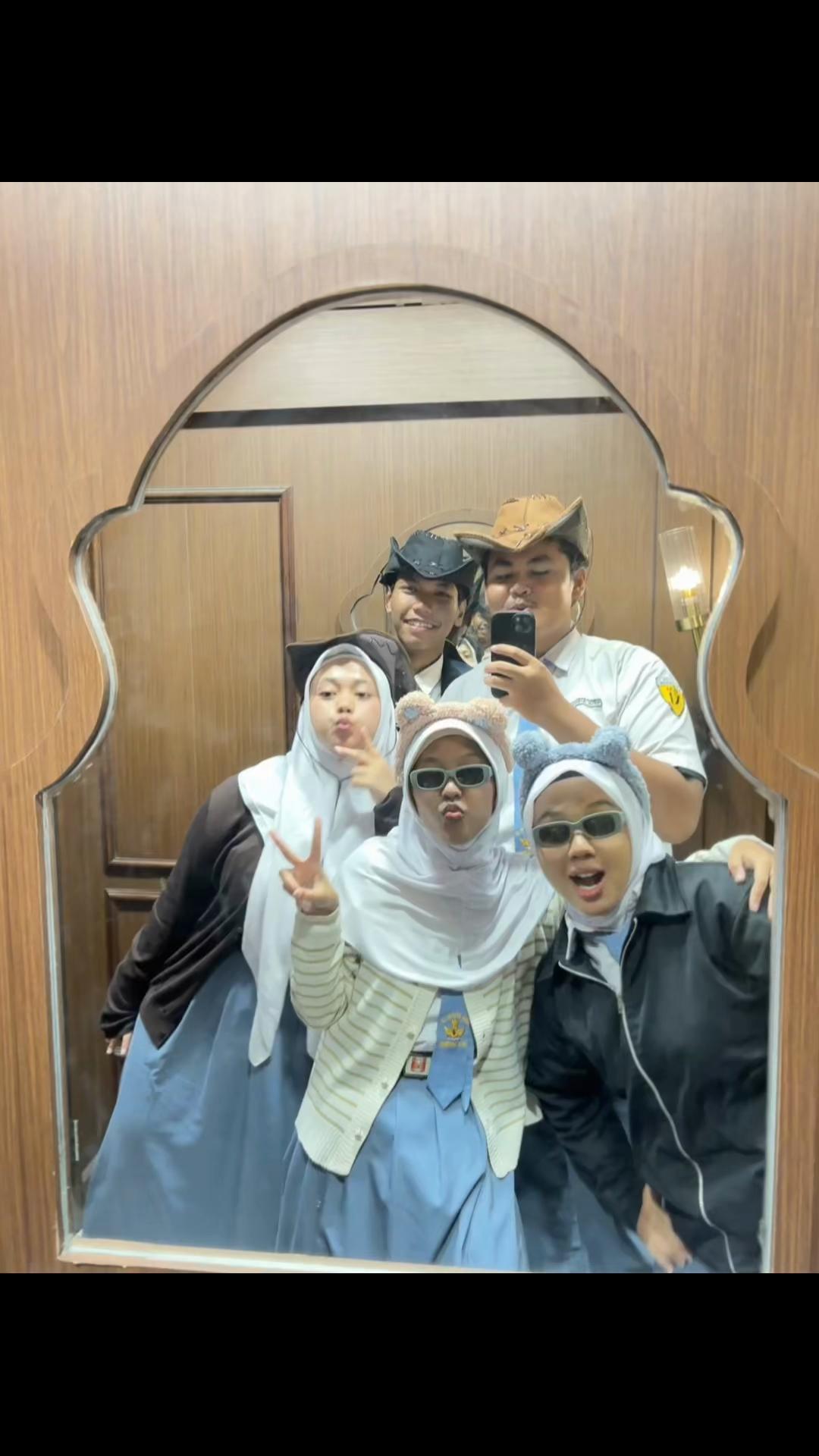 @Rifqiqiqi