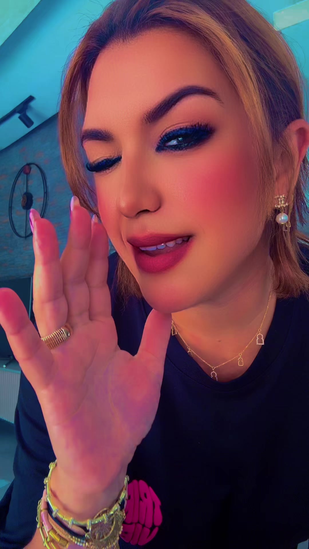 @عروبية متواضعة متفائلة