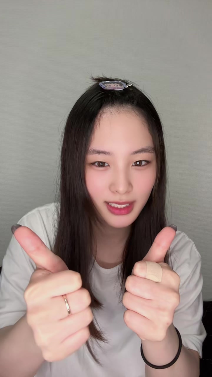 @華緒