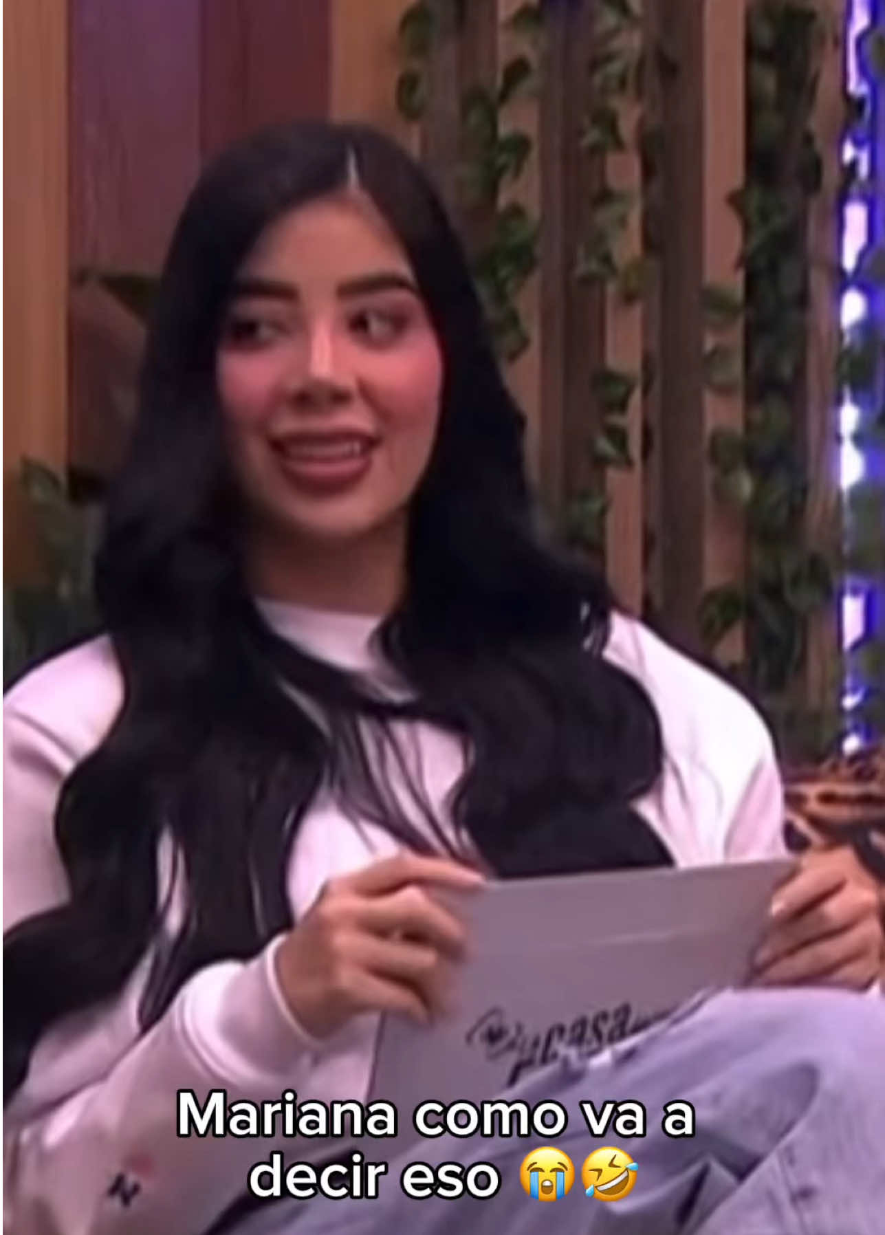 @Mariana Zapata