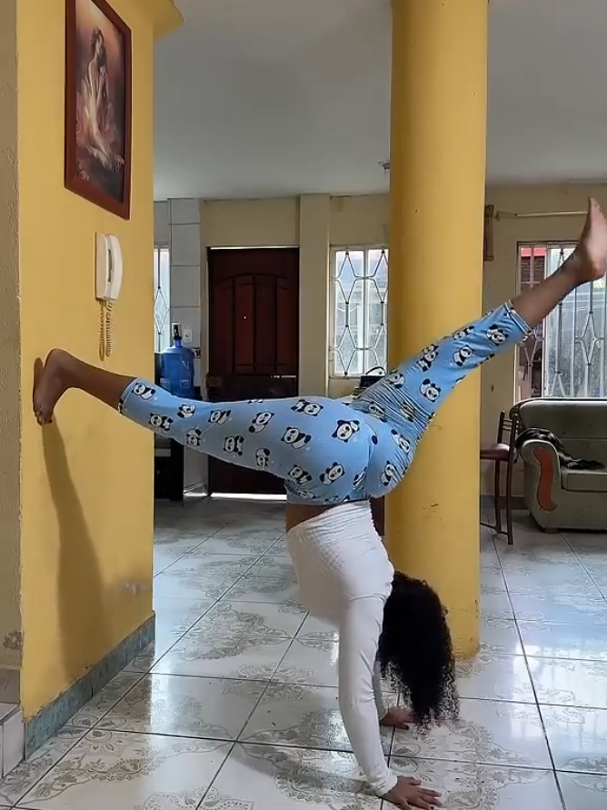 @AFRO GIRL ๐ง๐ธ๐ฆ