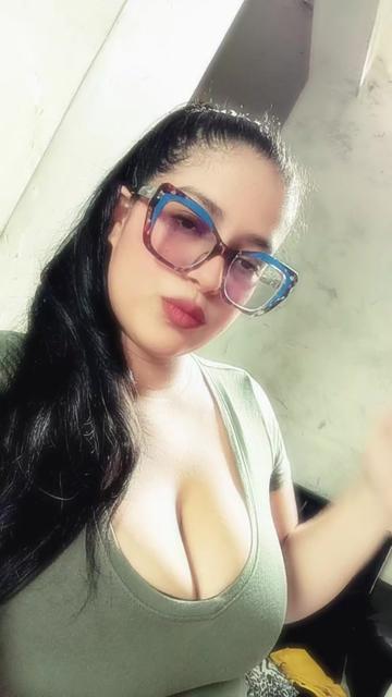 @𝓐𝓾𝓻𝓲𝓪𝓷𝓷𝔂 𝓟𝓮𝓻𝓮𝔃 ✨