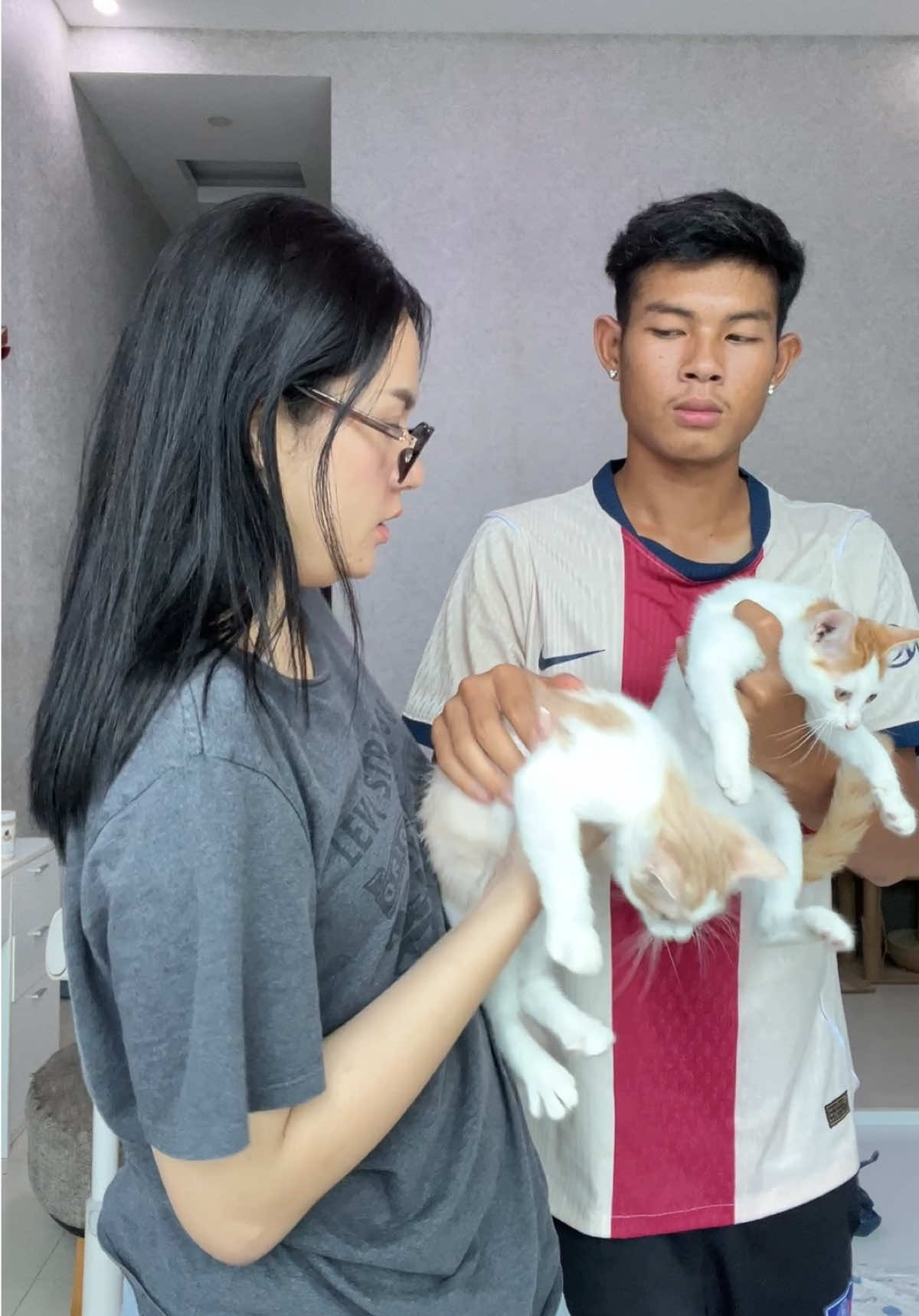 @Srey Lang Salath កាឡយ