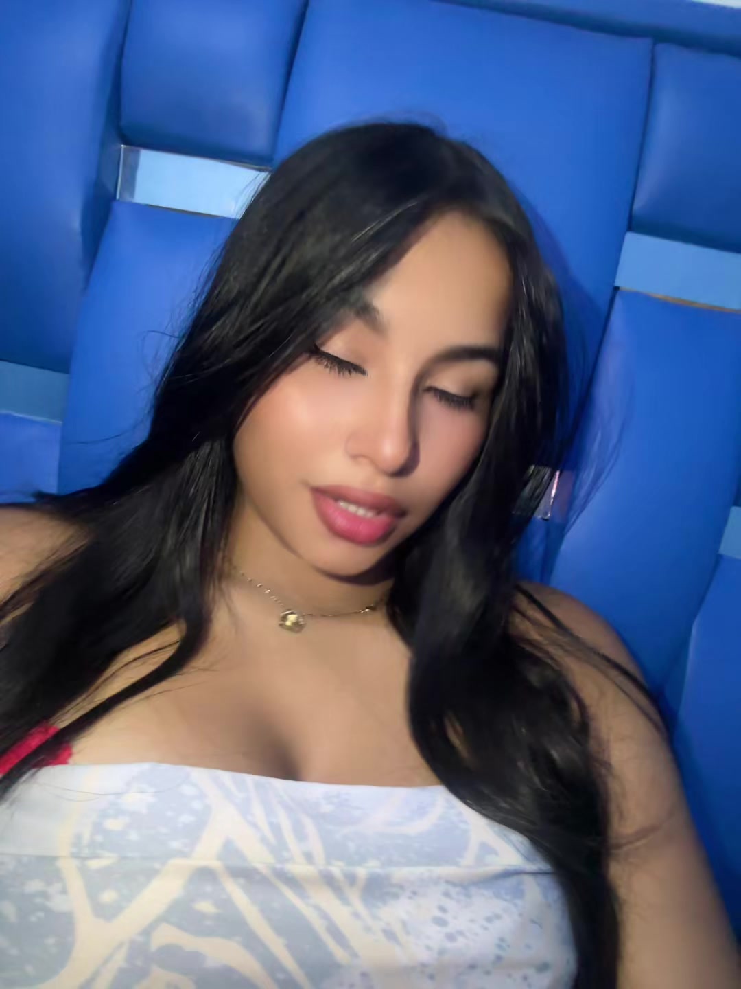 @Auri🫦