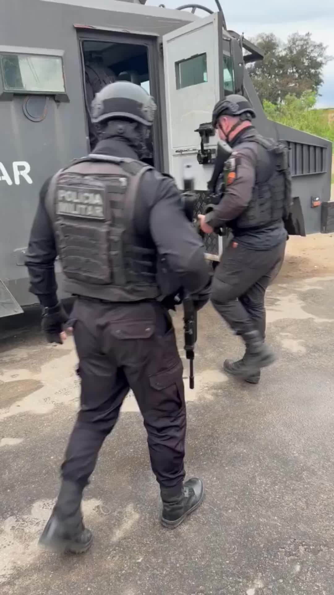 @Frequ&ecirc;ncia policial