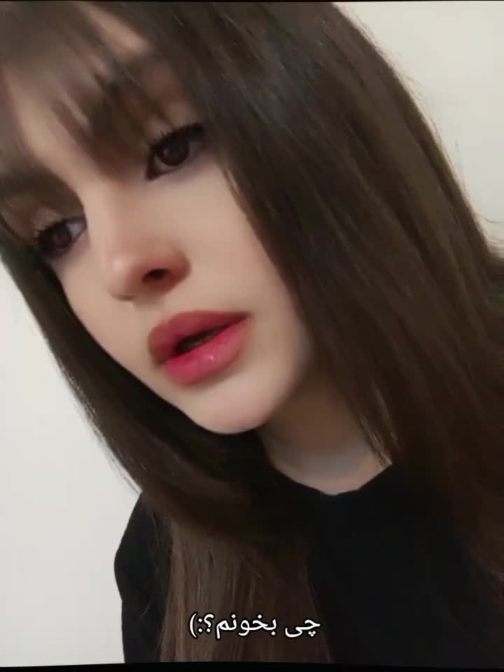 @theselenaw