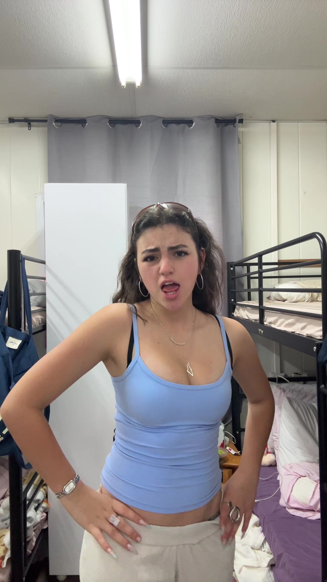 @Avivoosh😈