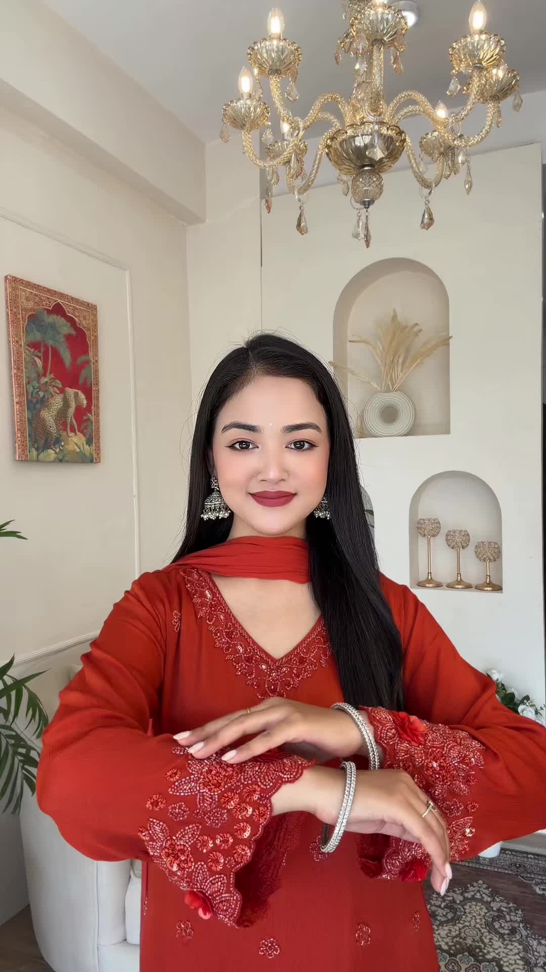 @Naina_TheAttire