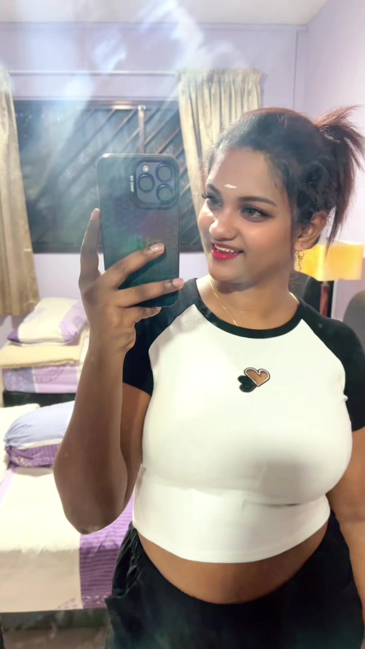 @Malini🖤💚✨🌻