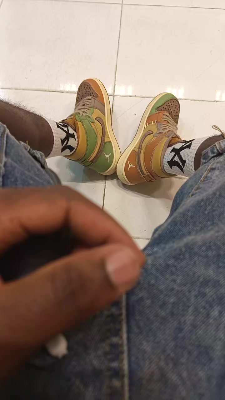 @𝐒𝐓𝐀𝐑𝐁𝐎𝐒𝐒 𝐎𝐍𝐄𝐌𝐀𝐍