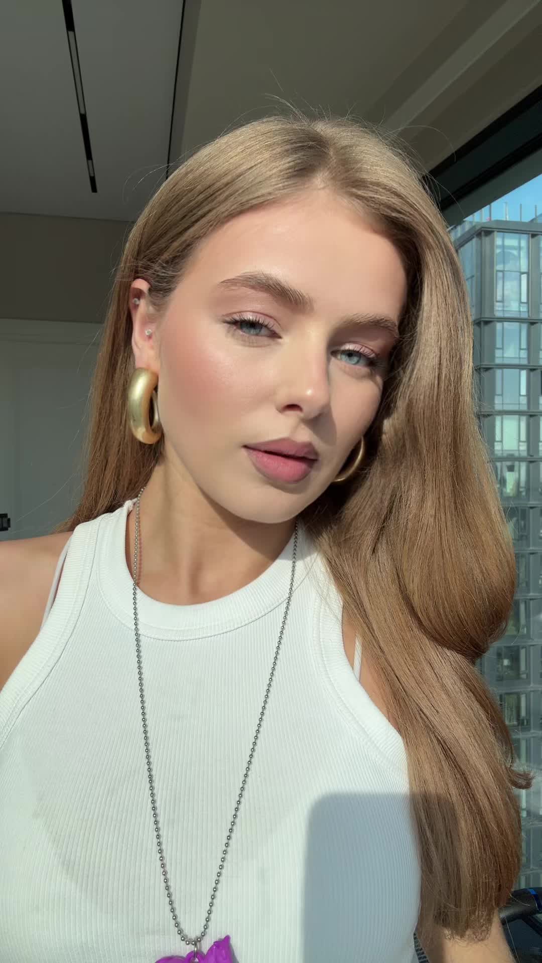 @Валерия