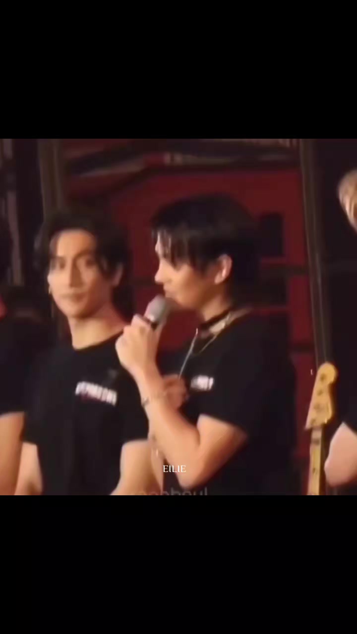 @๐ฌ๐๐ณ๐ฐ๐ฌ๐