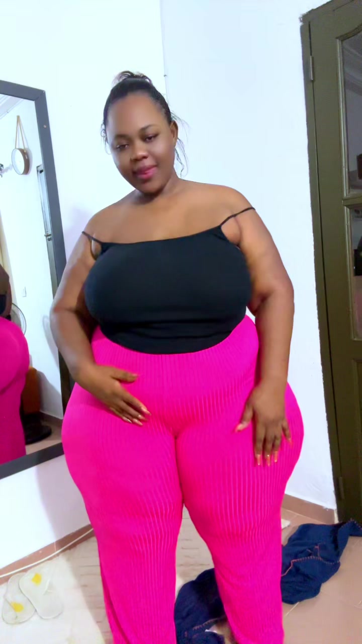 @Baddie apoutchou 😍🍑🍇